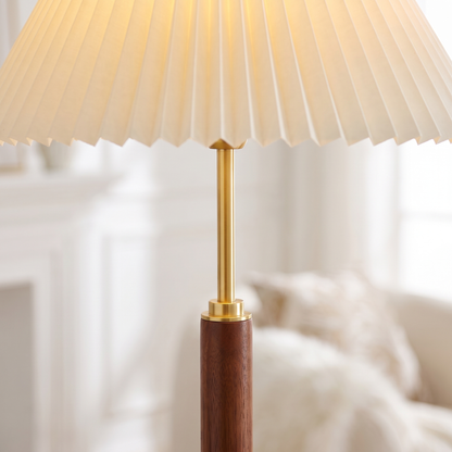 Ventaglio Sera Pleated Floor Lamp with Wood Pole 157cm